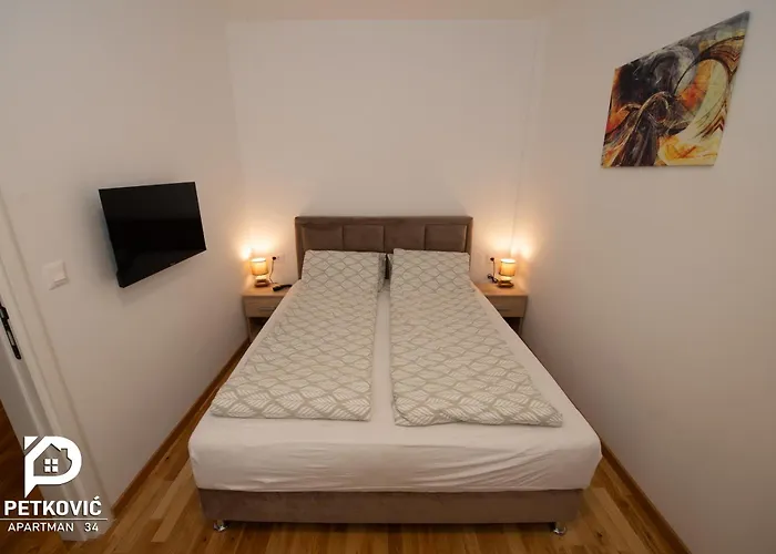 Petkovic 34 * Jagodina